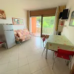 Quiet With Terrace Apartment