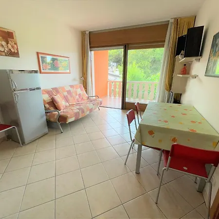 Quiet With Terrace Apartamento